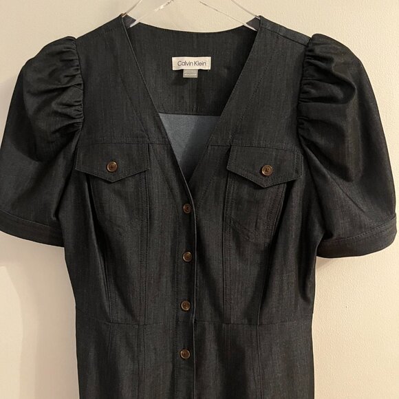 Calvin Klein - Picture 2 of 3